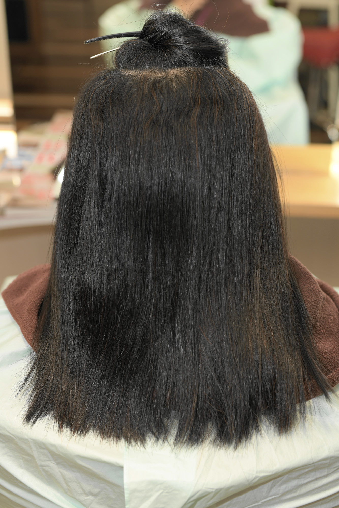 ヘナ毛+エイジング毛の最高難度の髪質に縮毛矯正を施術