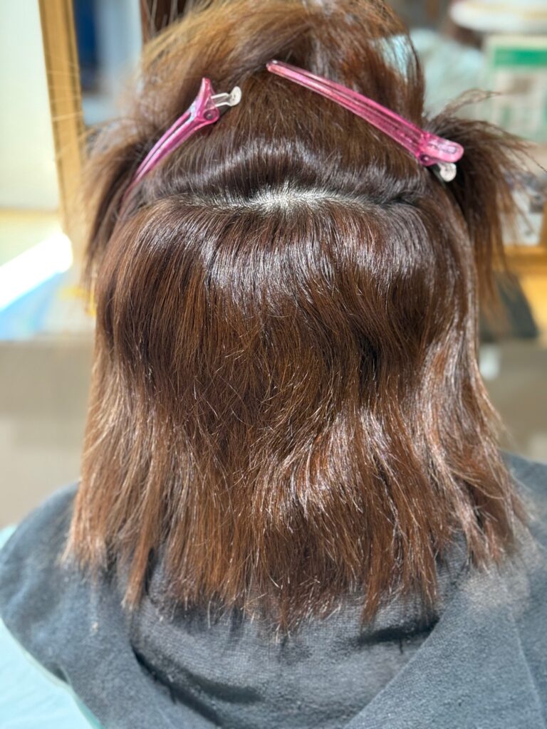 【津市・鈴鹿市・松阪市･亀山市・志摩市】白髪染めをされているエイジング世代のお客様に髪質改善縮毛矯正の施術例：例382回　by髪質改善・縮毛矯正スペシャリスト美容室siesta.(シエスタ)【三重県・四日市市・伊勢市・尾鷲市・美容室】